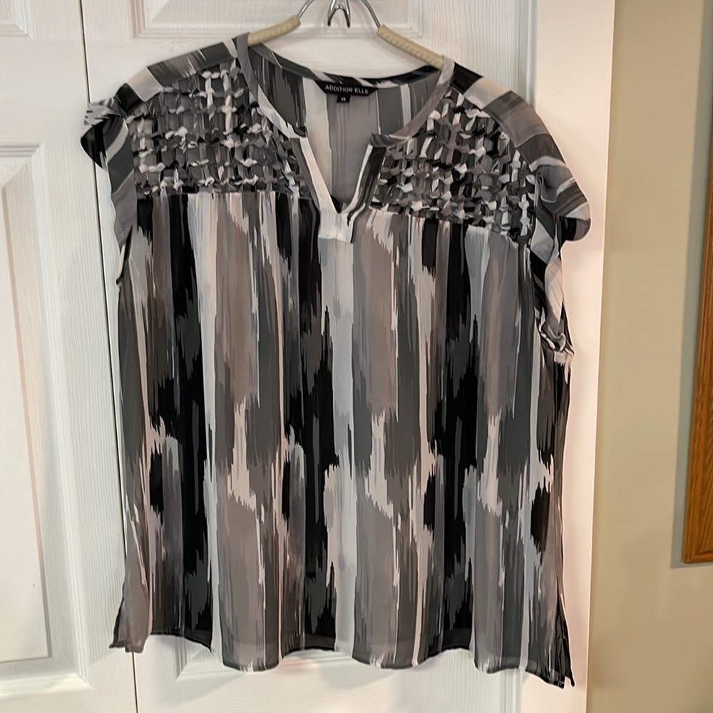 PRE LOVED ADDITION ELLE TOP
